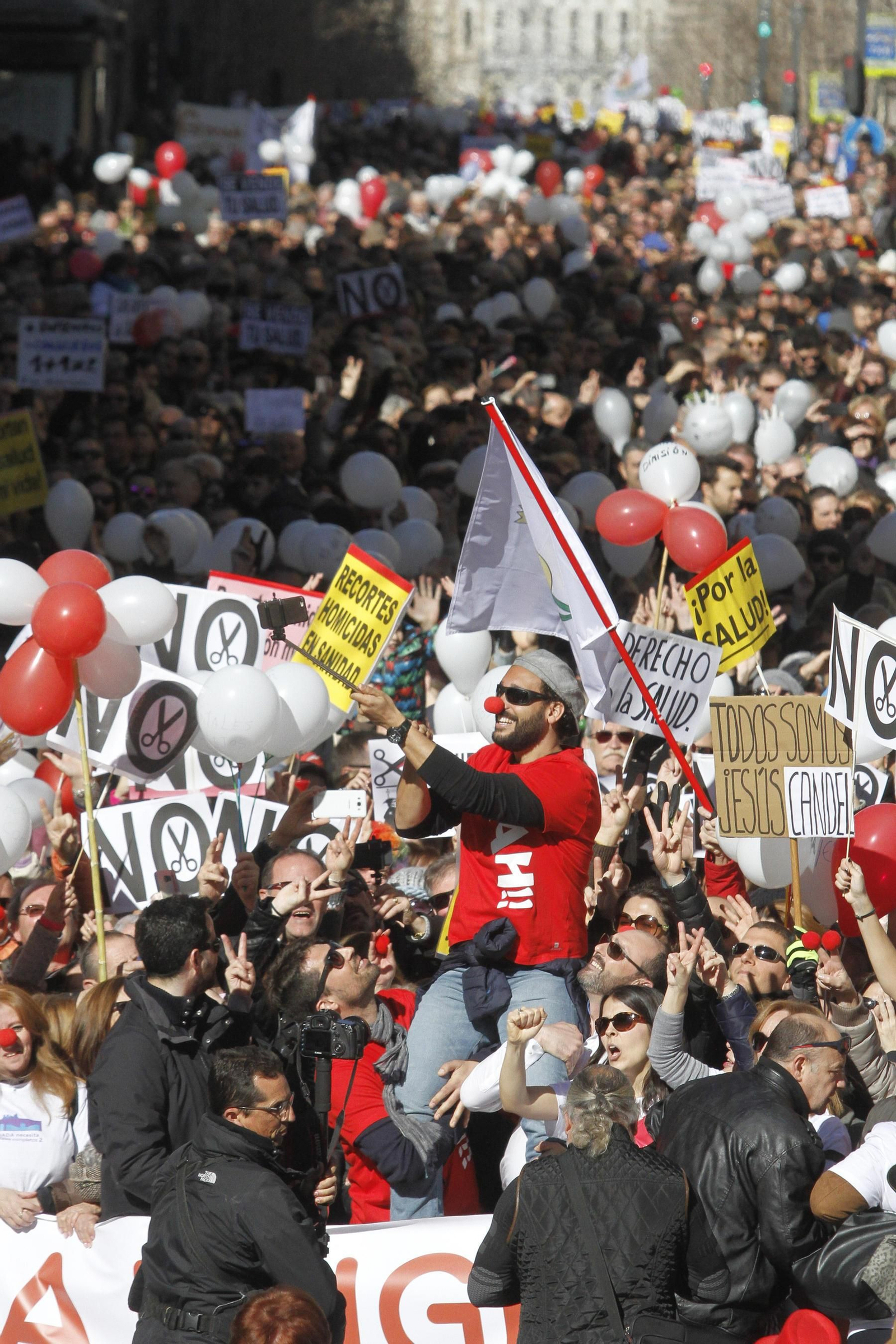 La marea blanca, en Granada