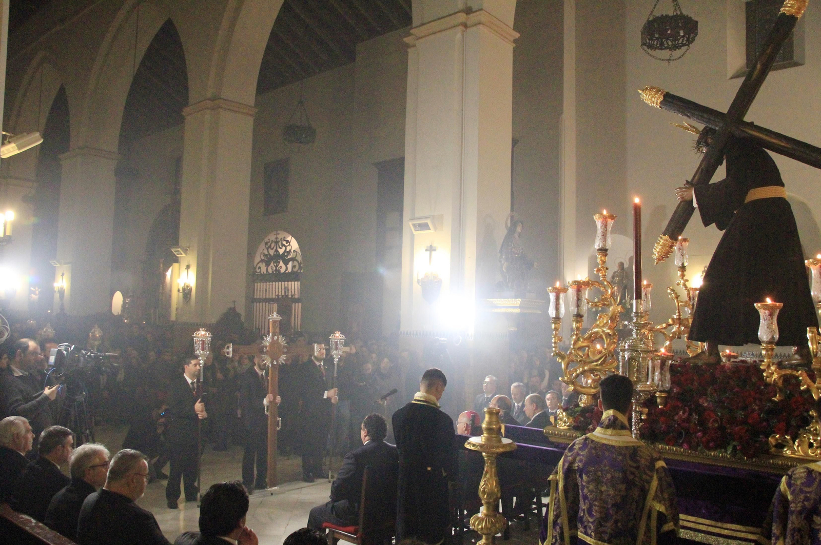 Imágenes del Vía Crucis Oficial de la Semana Santa presidido por el Señor de Pasión
