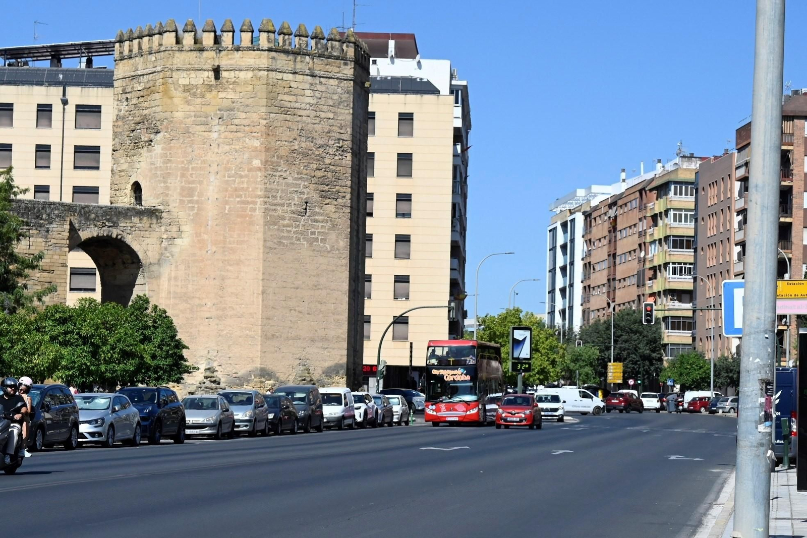 Avenida de las Ollerías de Córdoba.