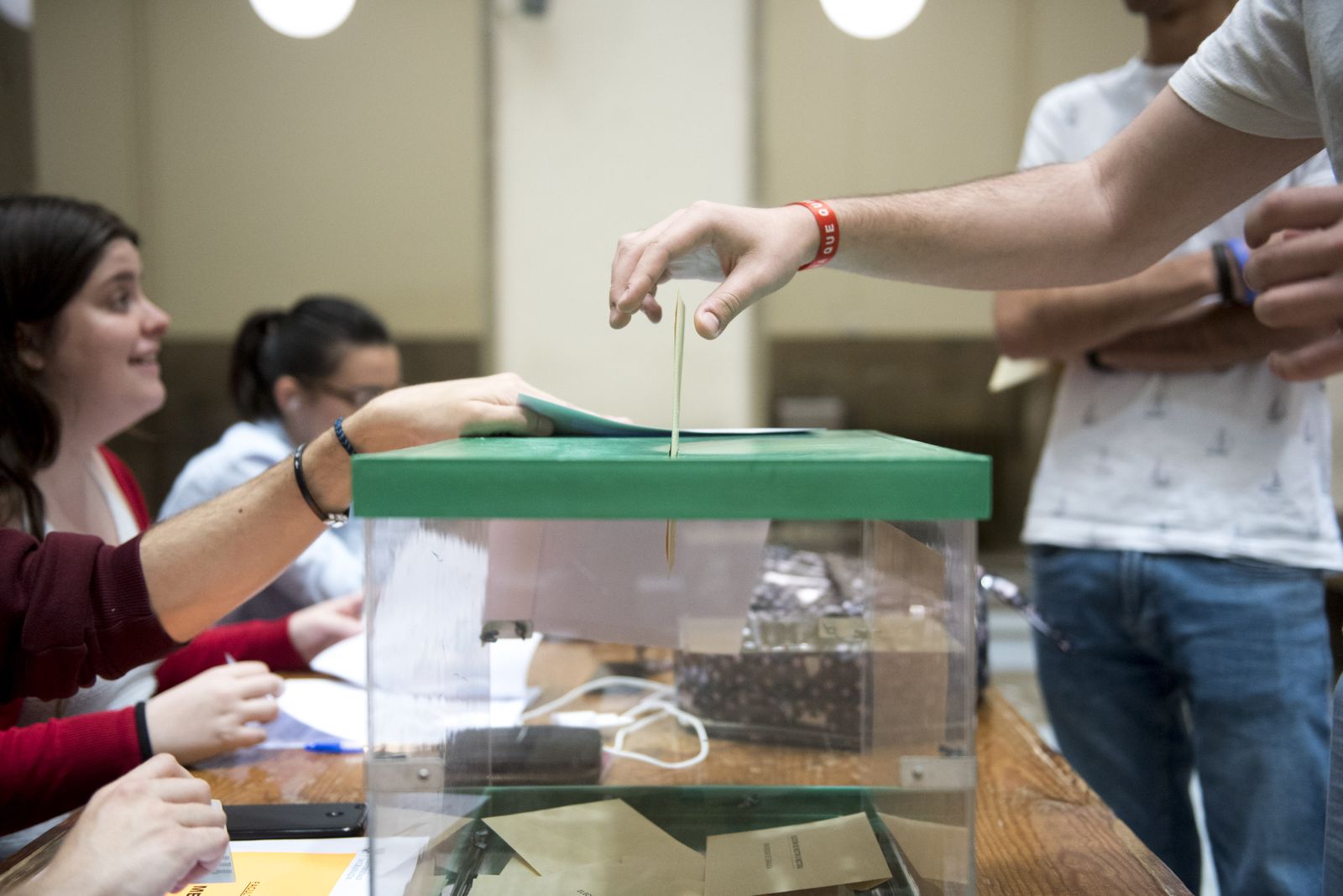 Las mejores imágenes de las elecciones en la UGR