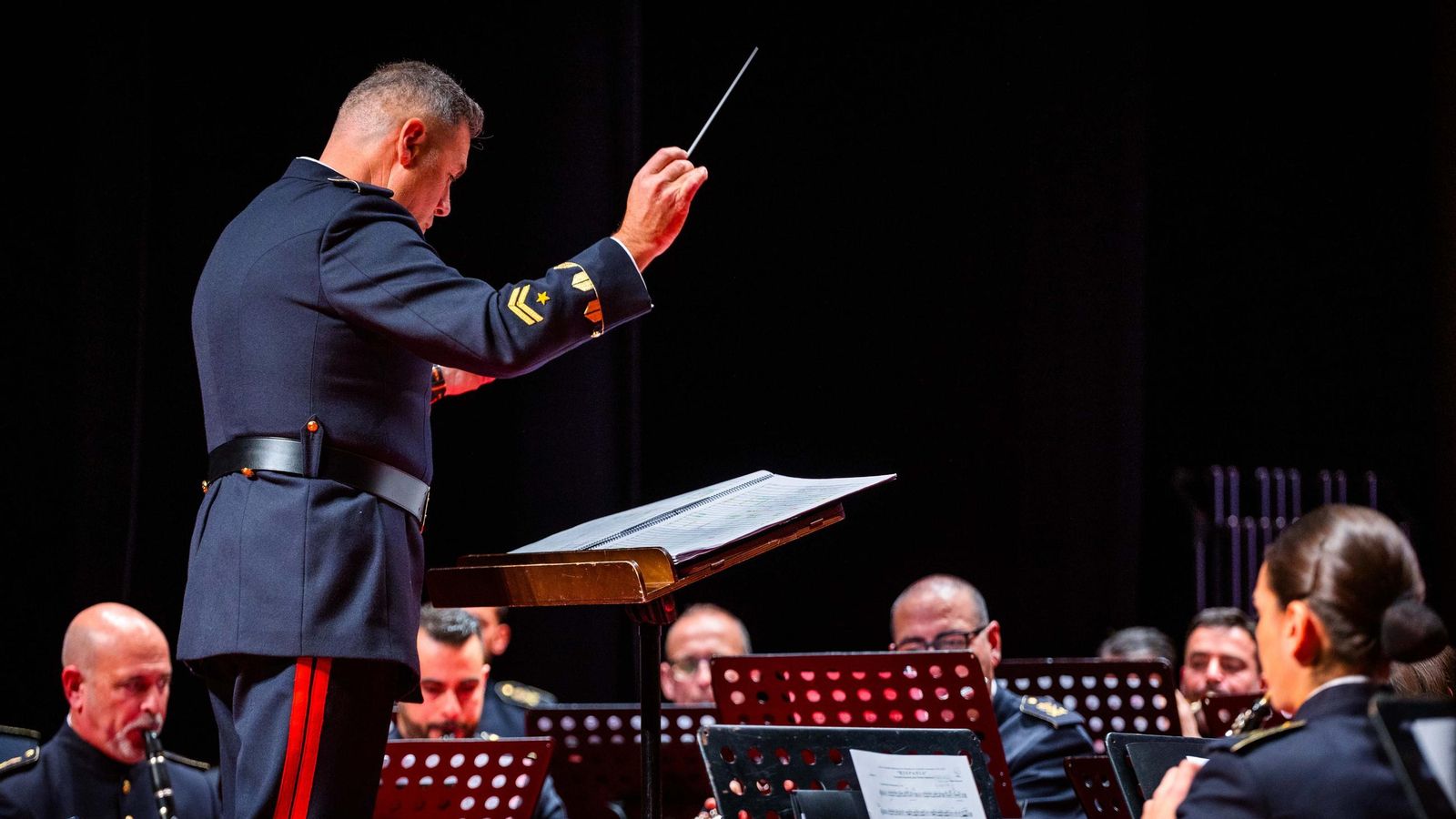 Homenaje al Rey en forma de concierto: la banda de Tercio Sur conmemora el X aniversario del reinado de Felipe VI Homenaje al Rey en forma de concierto: la banda de Tercio Sur conmemora el X aniversario del reinado de Felipe VI