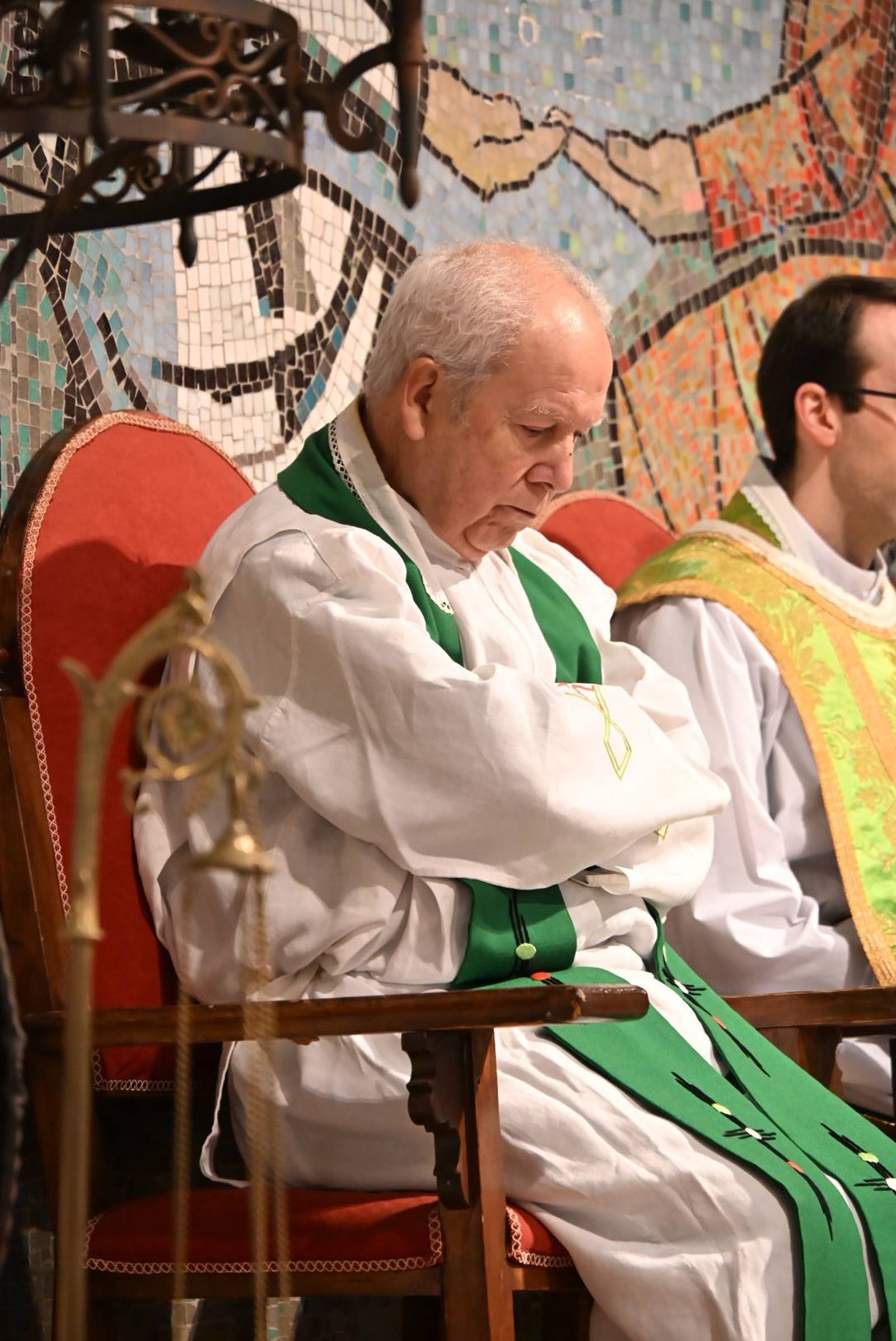 Las imágenes del homenaje de Villa del Río a su párroco emérito, Manuel Tirado Fernández