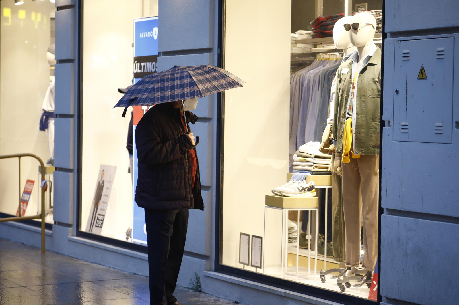 Fotografías: Tarde de bares y compras dos meses después en Córdoba
