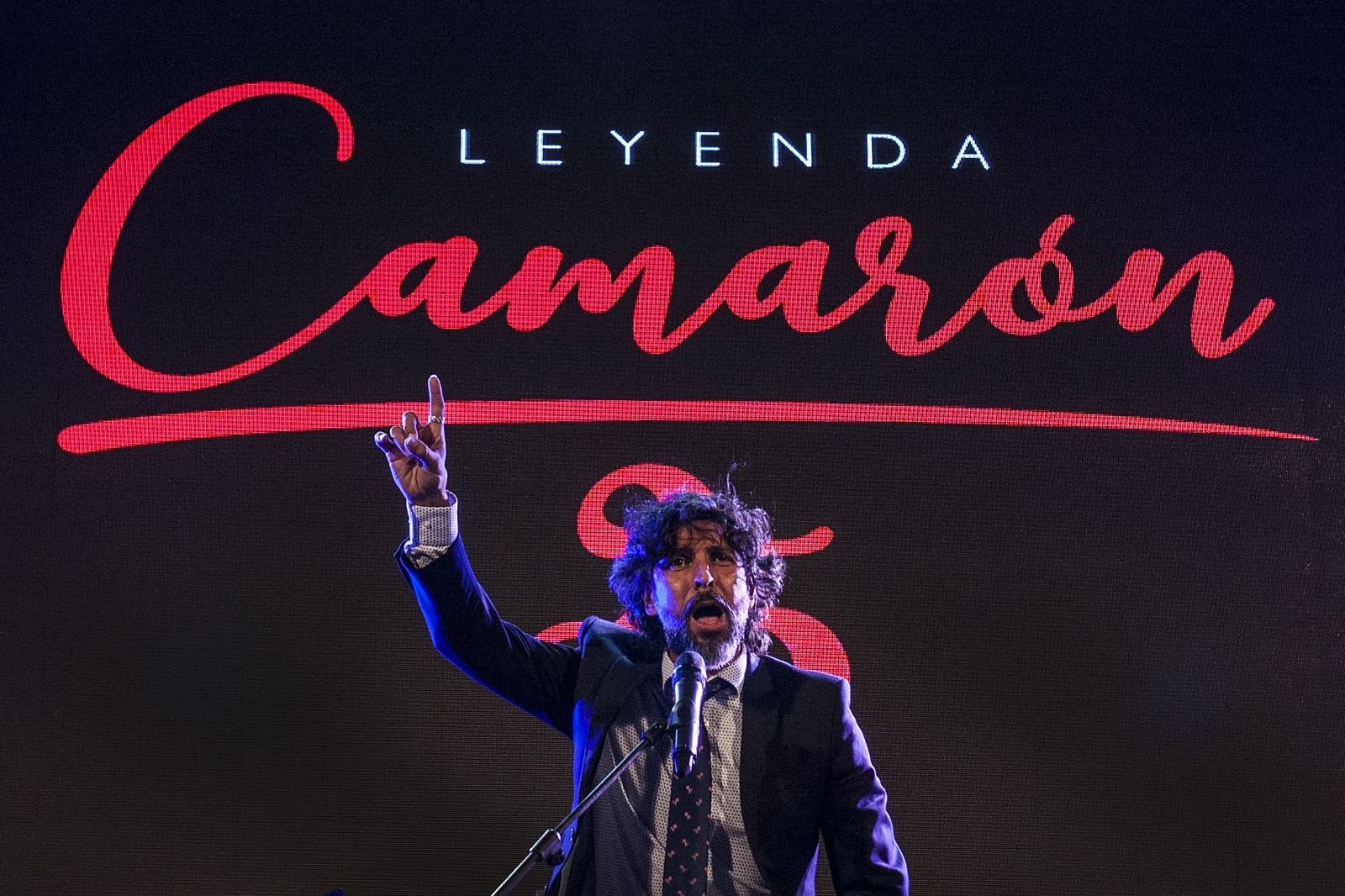 El cantaor Arcángel durante la actuación que ofreció en San Fernando con motivo del 25 aniversario de la muerte de Camarón.