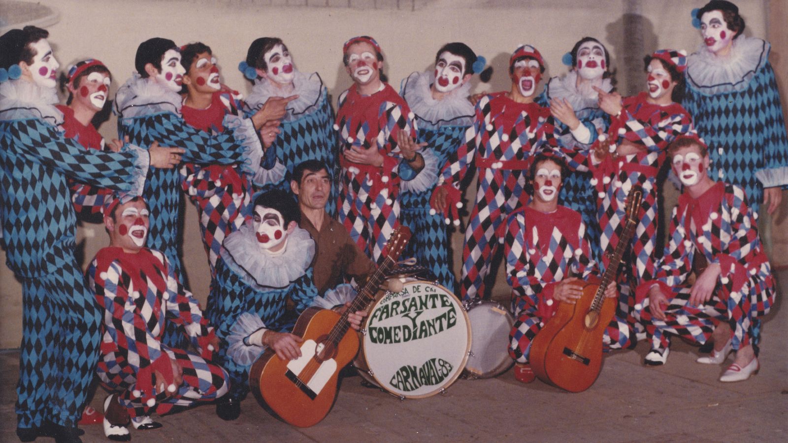 'Farsantes y comediantes', comparsa de 1983, original del 'Catalán Chico'.