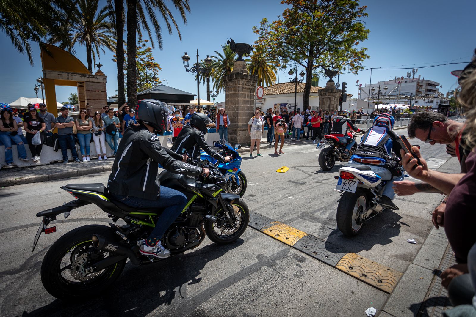 Imágenes de la motorada en El Puerto