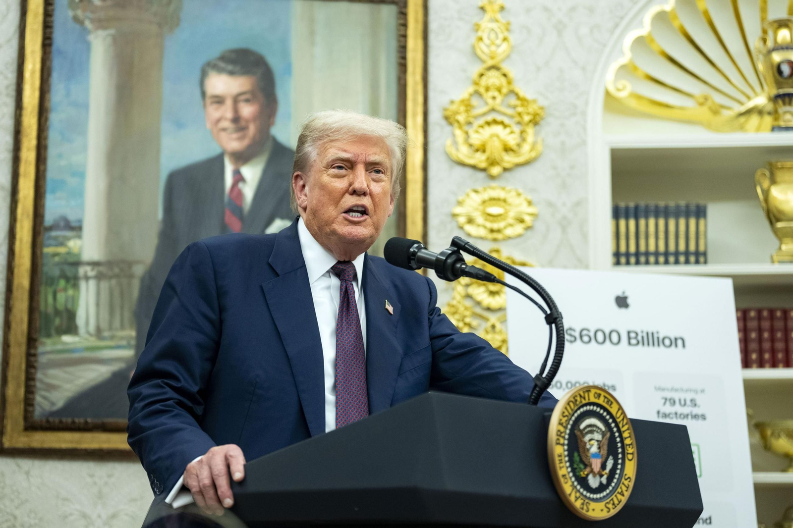 Donald Trump, presidente de los Estados Unidos, en la Oficina Oval de la Casa Blanca en Washington.