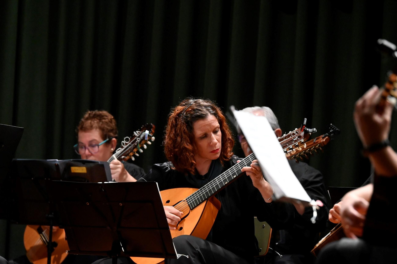 La Orquesta de Plectro Ciudad de los Califas, en imágenes