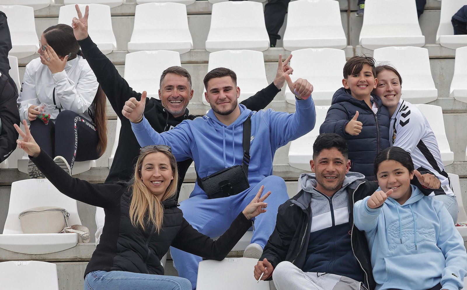 Búscate en el Ciudad de La Línea durante el Balona - Estepona de Segunda Federación