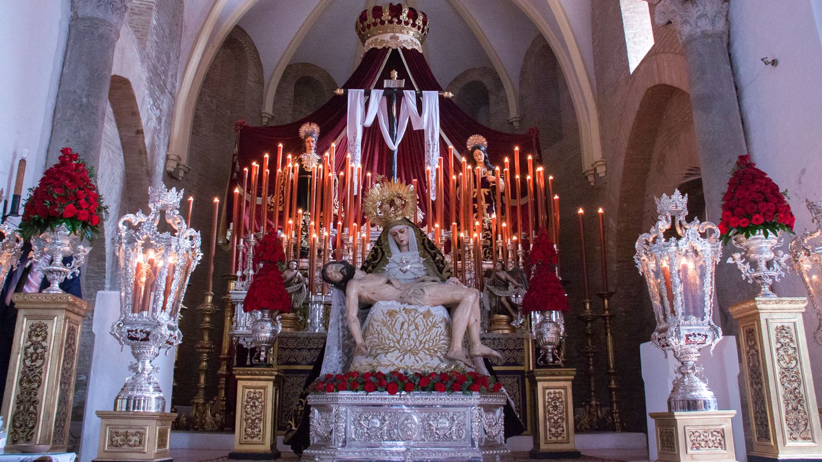 La Piedad de los Servitas expuesta en veneración