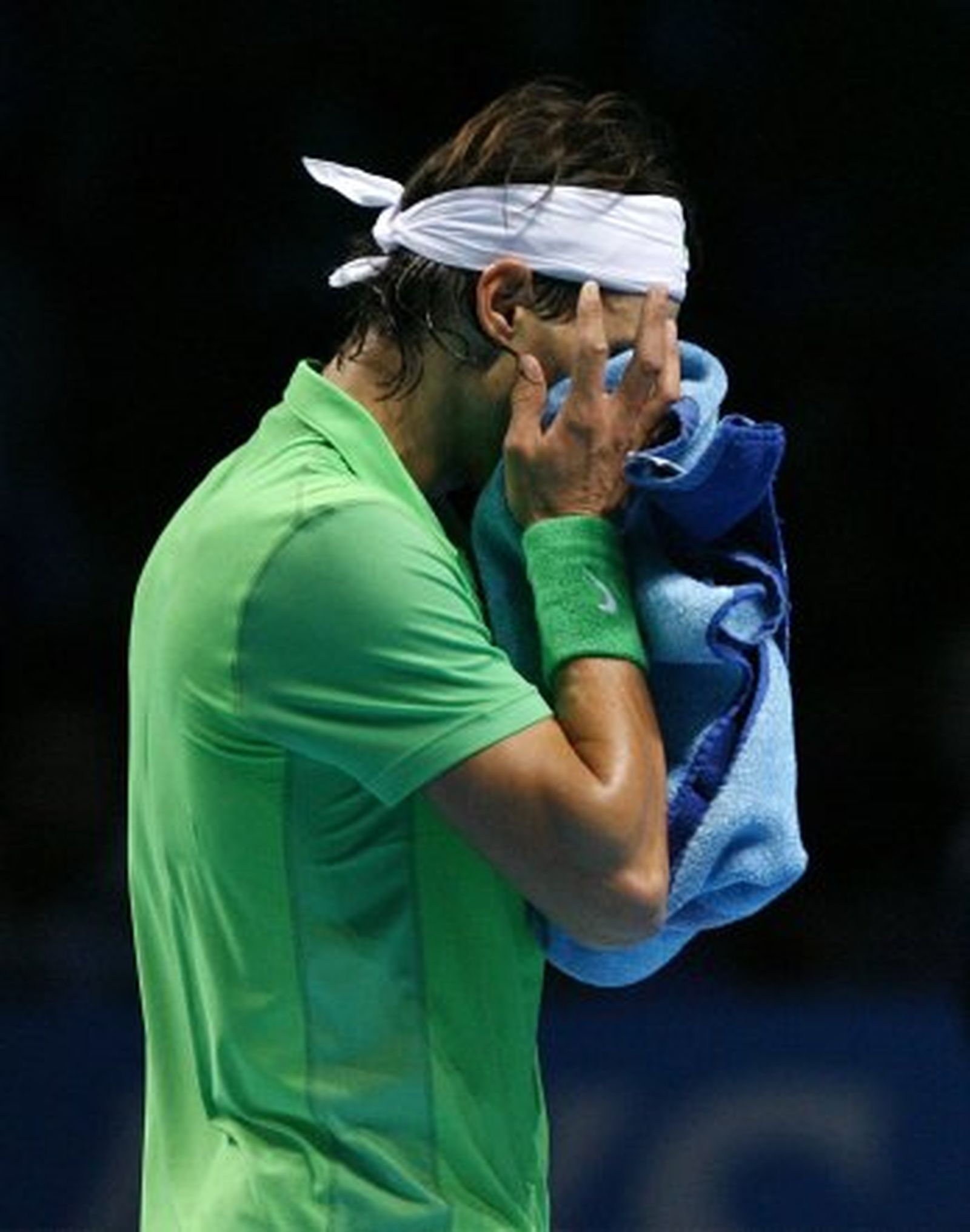 Nadal no puede con Davydenko y se queda fuera del torneo de maestros