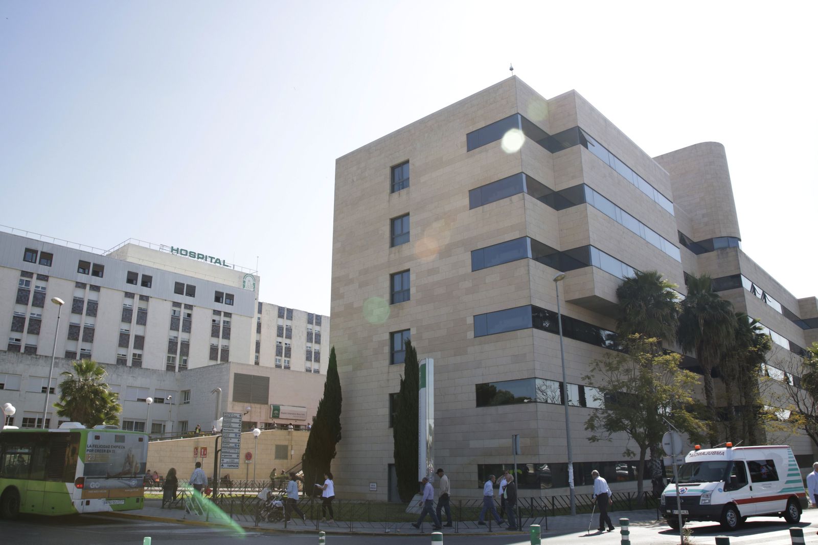 Edificio de Consultas Externas del Reina Sofía.