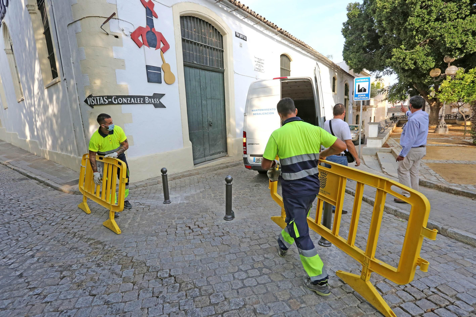 Peatonalización de la Plaza de la Encarnación y pruebas en el entorno de El Arroyo