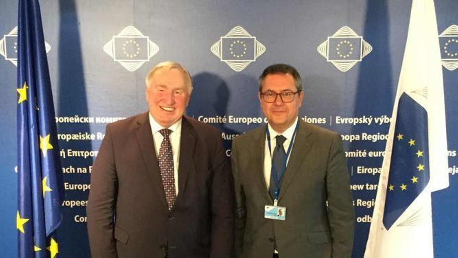 El alcalde de Sevilla, Juan Espadas, con Karl-Heinz Lambertz, presidente de Arlem.