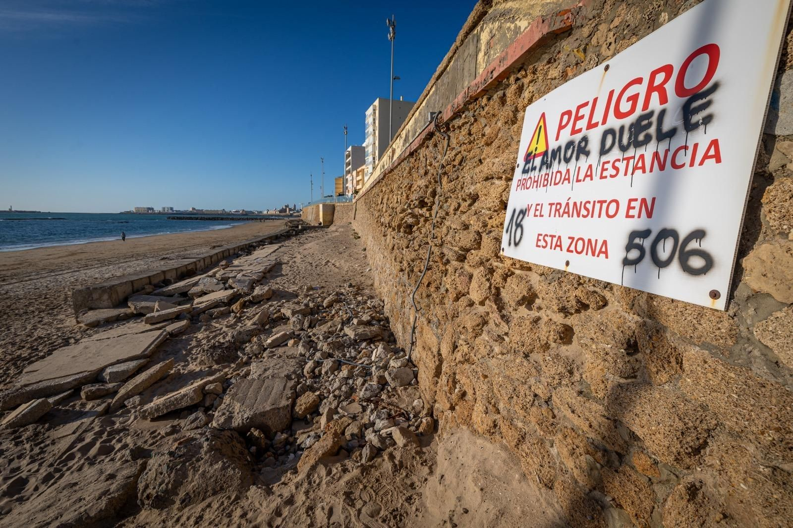 Las imágenes del lamentable estado de este tramo de la Playa Victoria