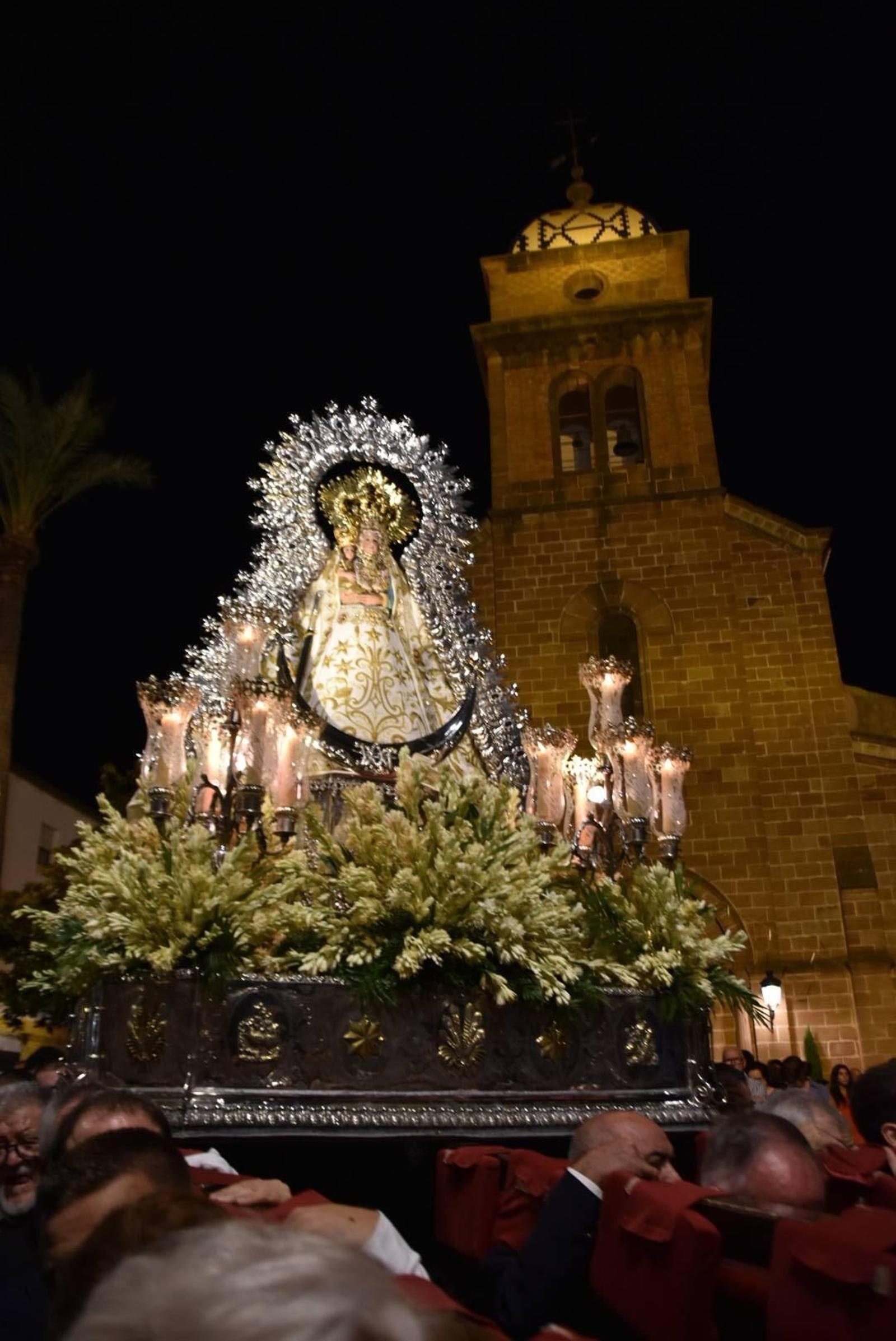 Procesión de la Virgen de la Estrella en Villa del Río.