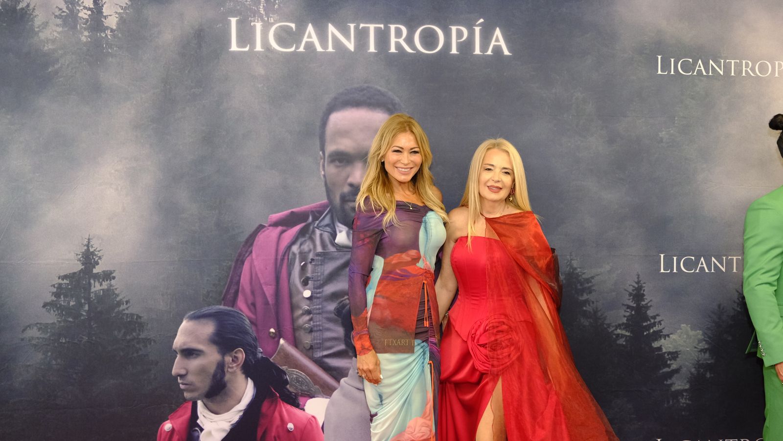 Imágenes del estreno en Almería de la película Licantropía