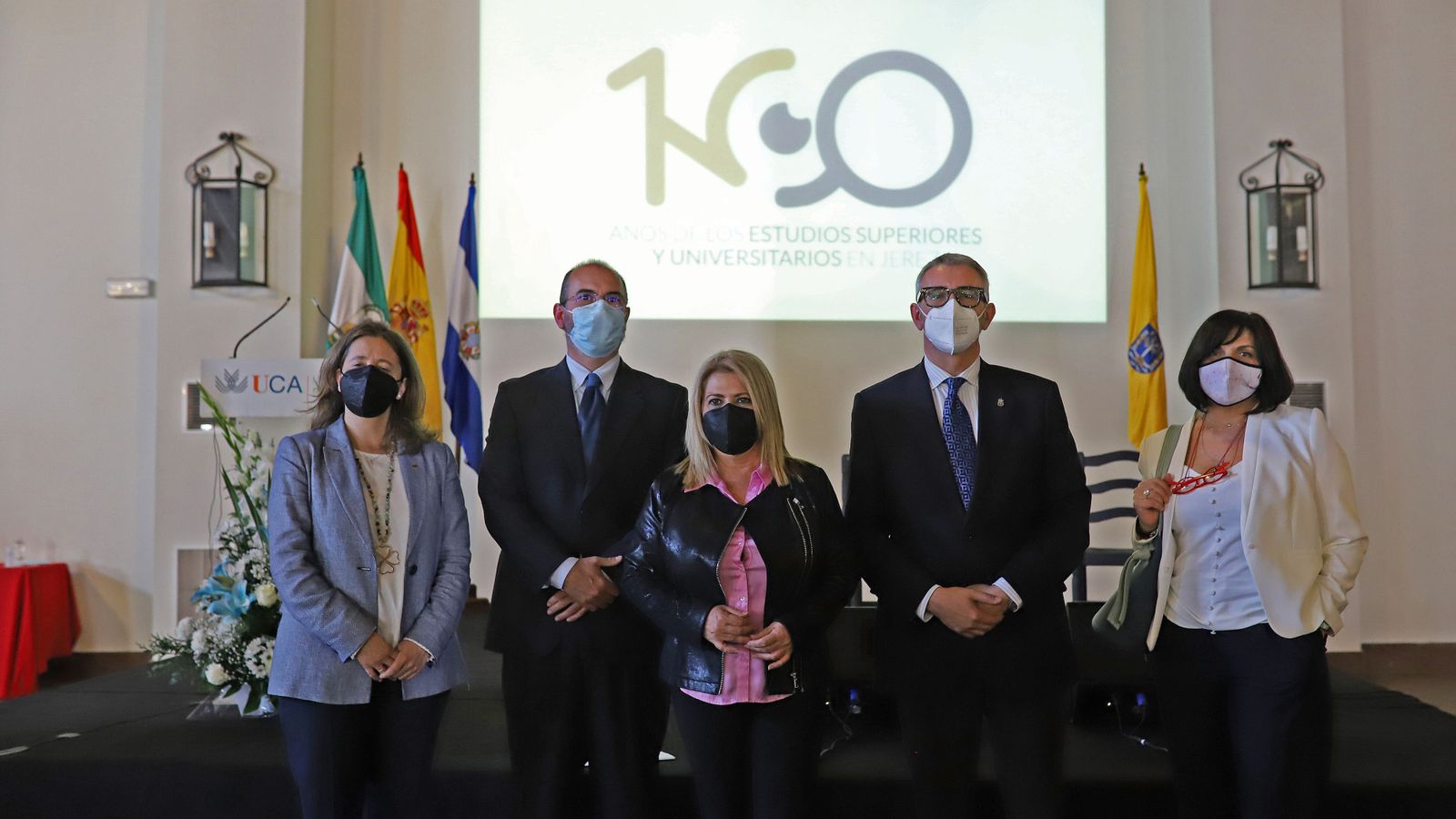 El acto en los Museos de la Atalaya ha iniciado la conmemoración de los 100 años de estudios superiores y universitarios en Jerez.