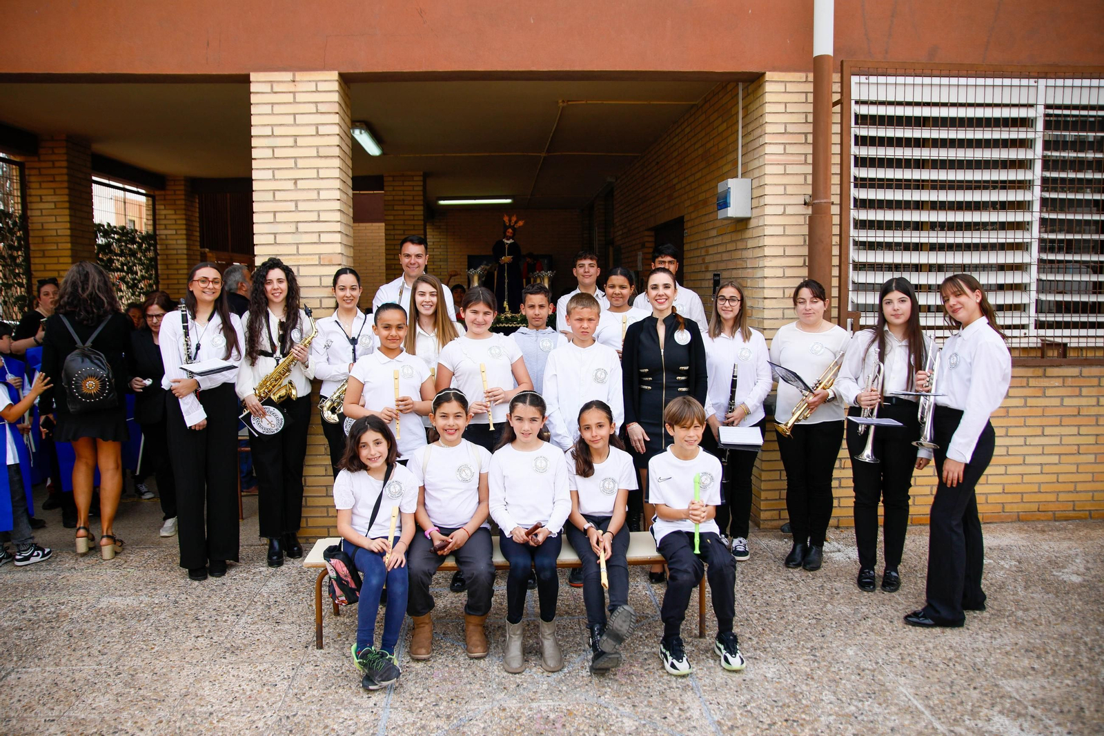 Las imágenes del CEIP San Fernando de El Zapillo de la ciudad de Almería en procesión en el viernes de dolores