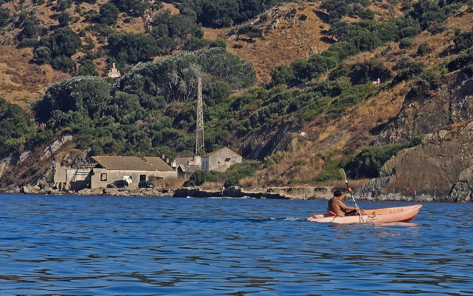 Ruta de paddle surf por la playa de Getares en Algeciras