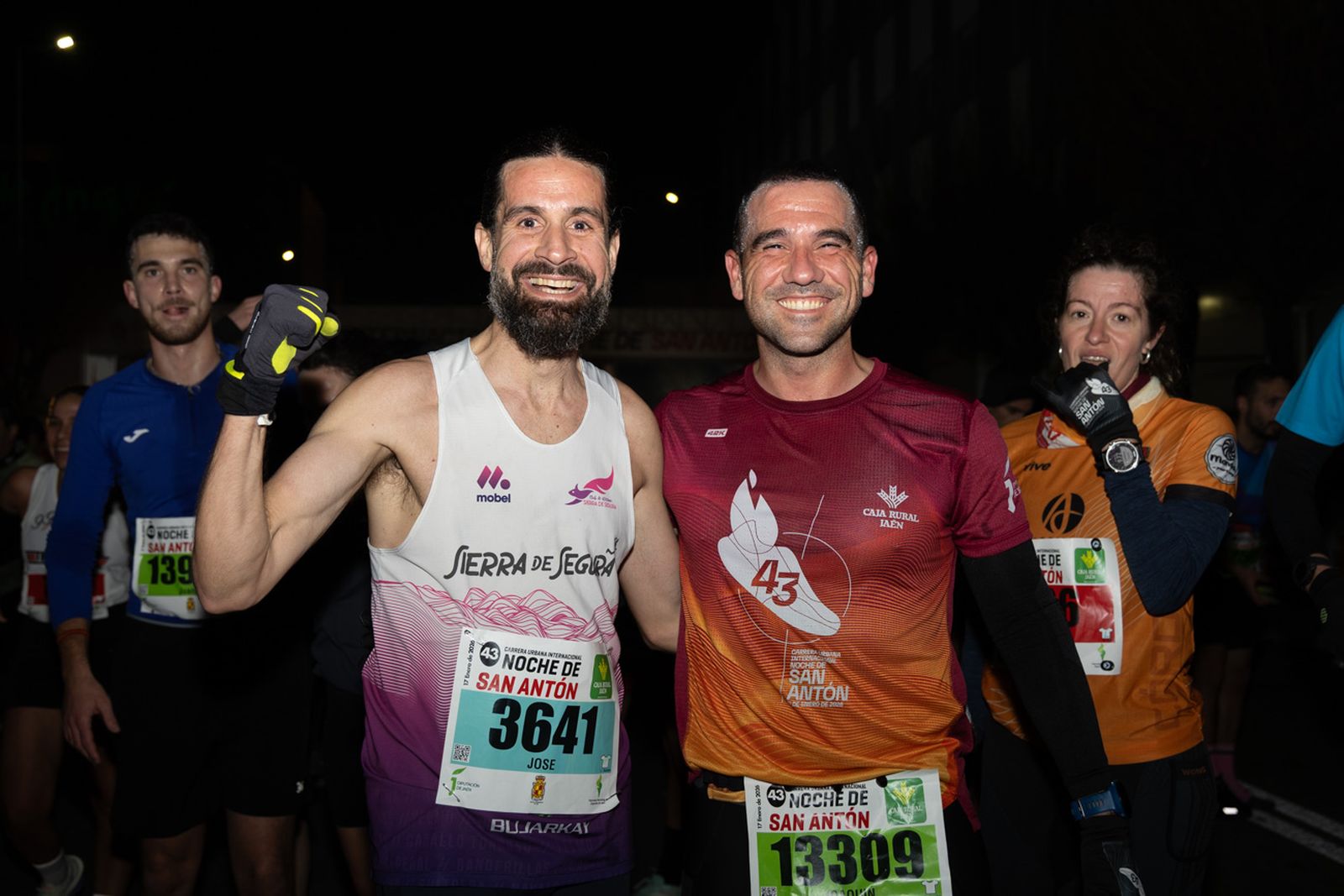 En imágenes: búscate en tu llegada a meta de la Carrera de San Antón 2026