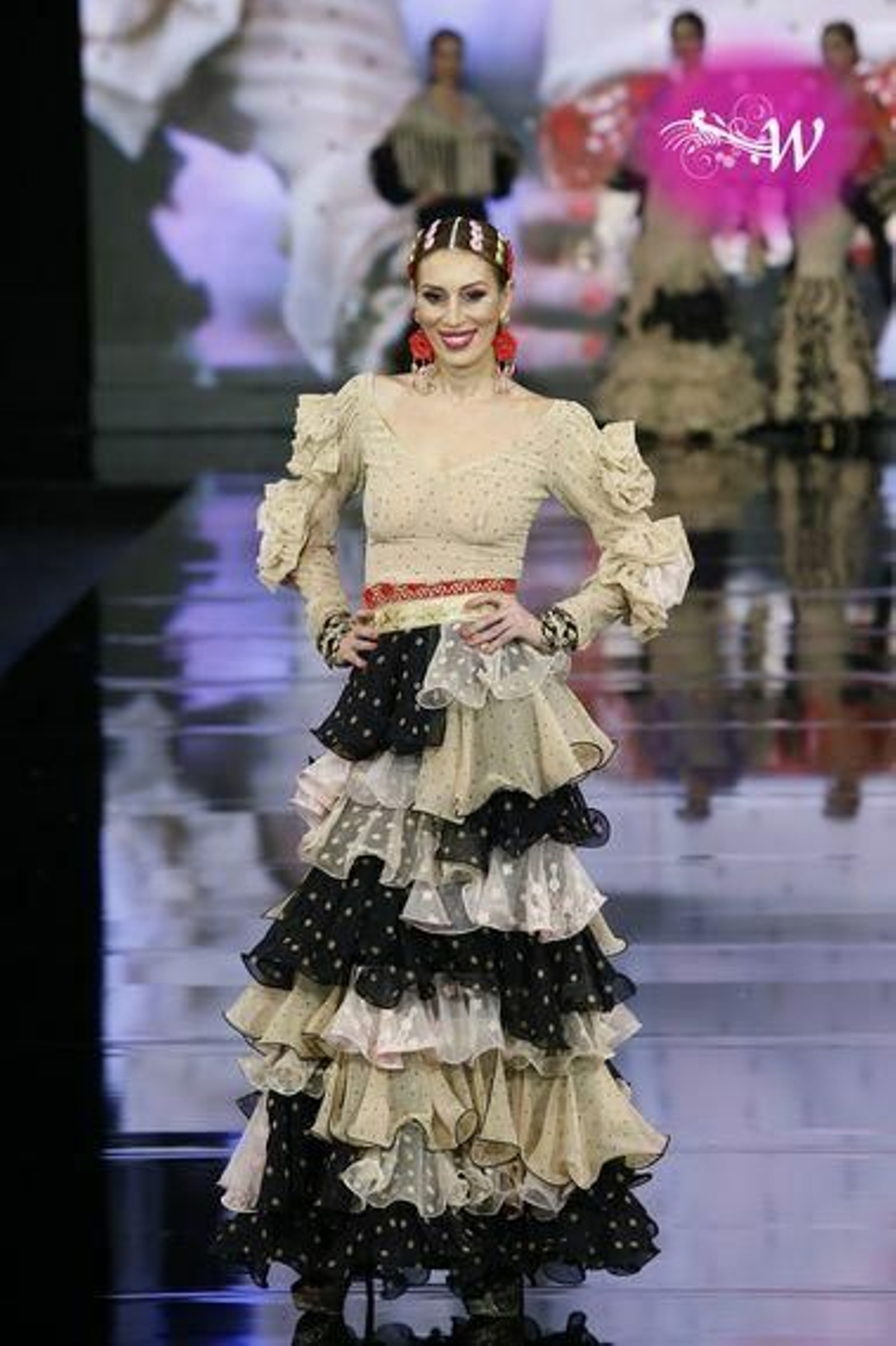 Aurora Gaviño homenajea a María Jiménez: todas las fotos del desfile en SIMOF 2020