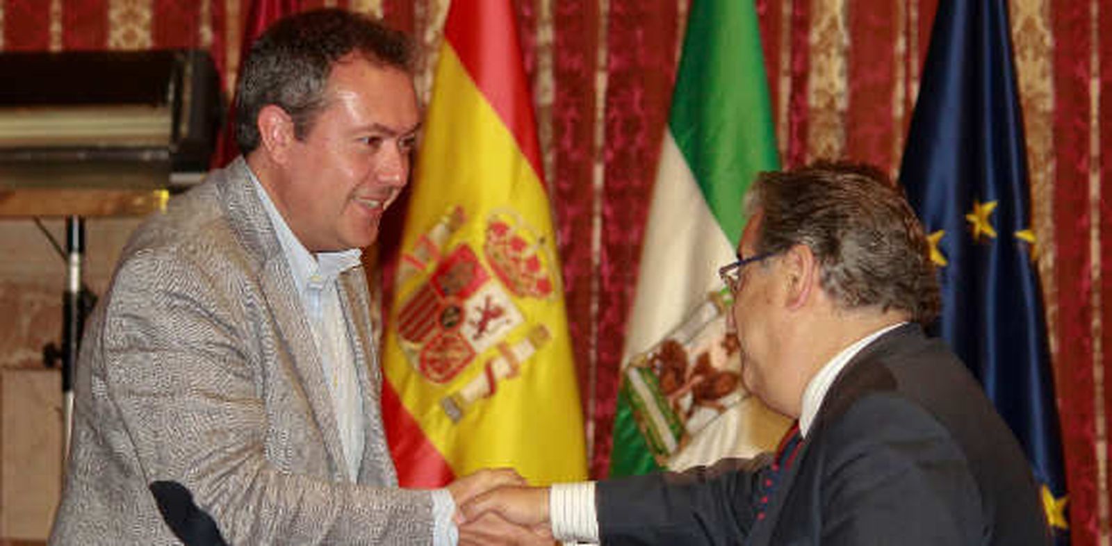 Aprobadas las medallas para Silvio, Bellver, Pilar León-Castro, Los Morancos, Toni Benítez y la Hiniesta