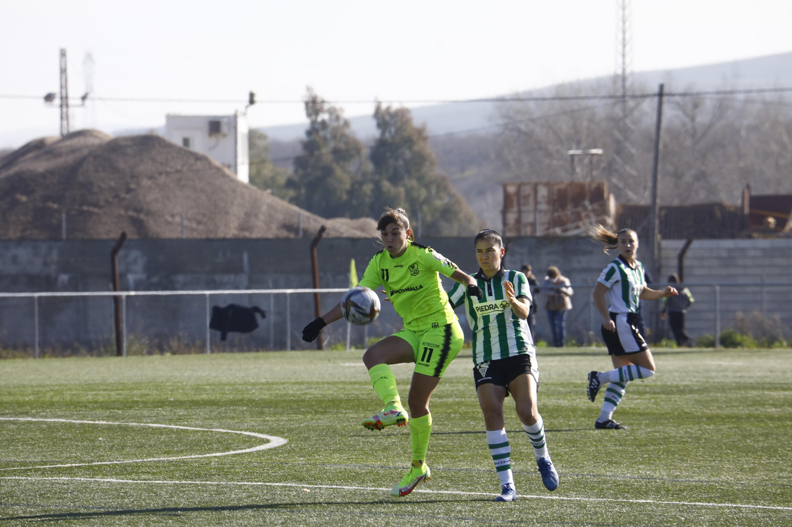 Las imágenes del derbi cordobés femenino entre el Córdoba y el Pozoalbense