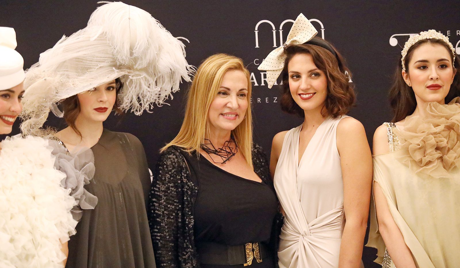 Ángeles Verano presenta su nueva colección en el 'Hotel Casa Palacio María Luisa'