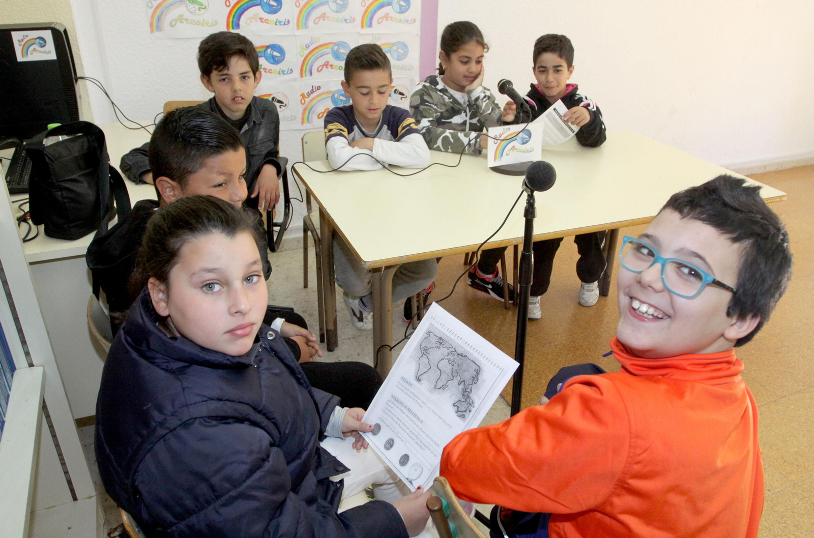 La UAL promueve el nacimiento de la primera Red de Radios Escolares de la provincia.