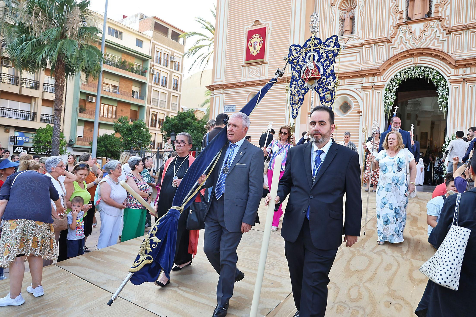Imágenes de la procesión del Corpus Christi por las calles de Huelva