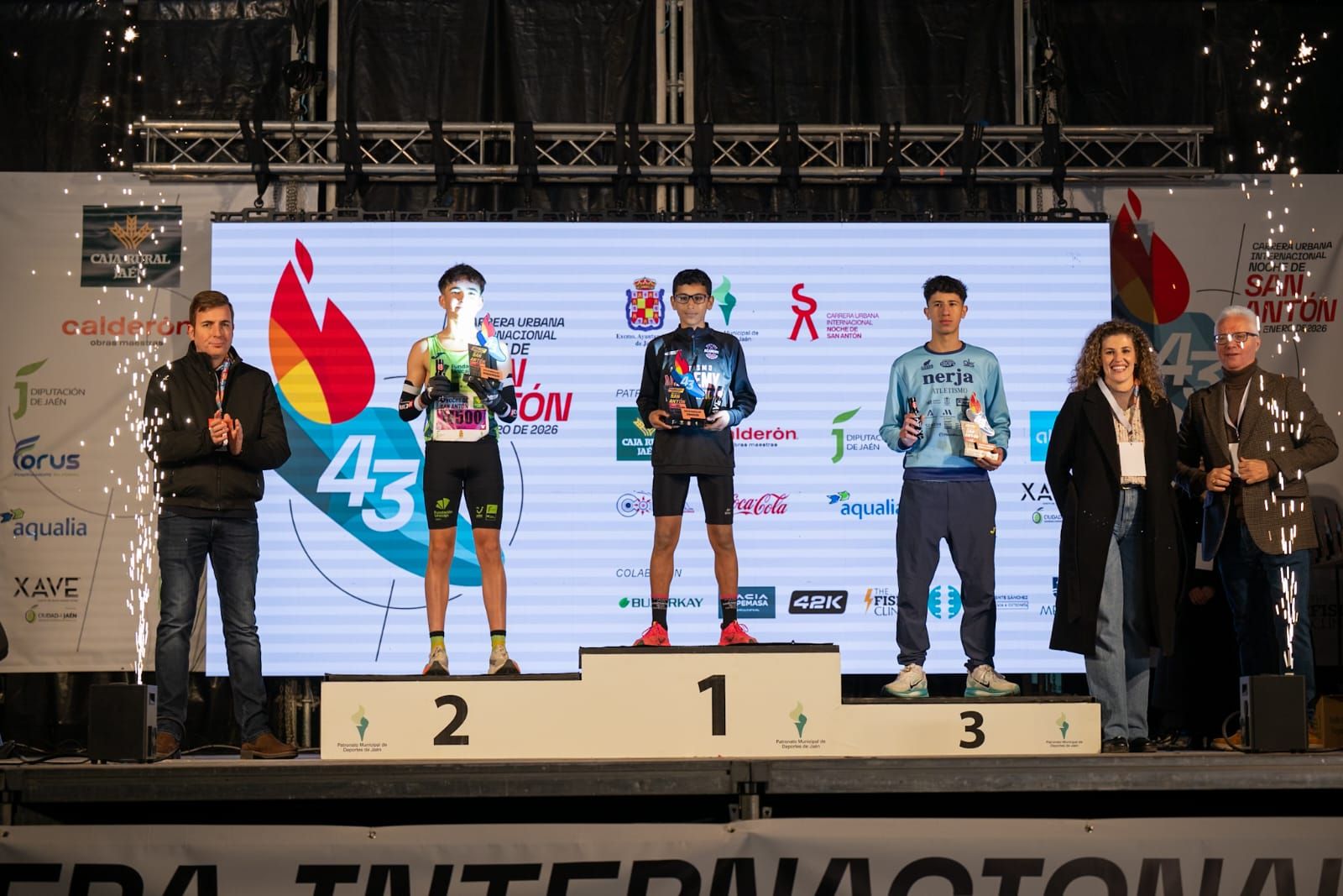 En imágenes: entrega de trofeos de todas las categorías de la Carrera de San Antón 2026