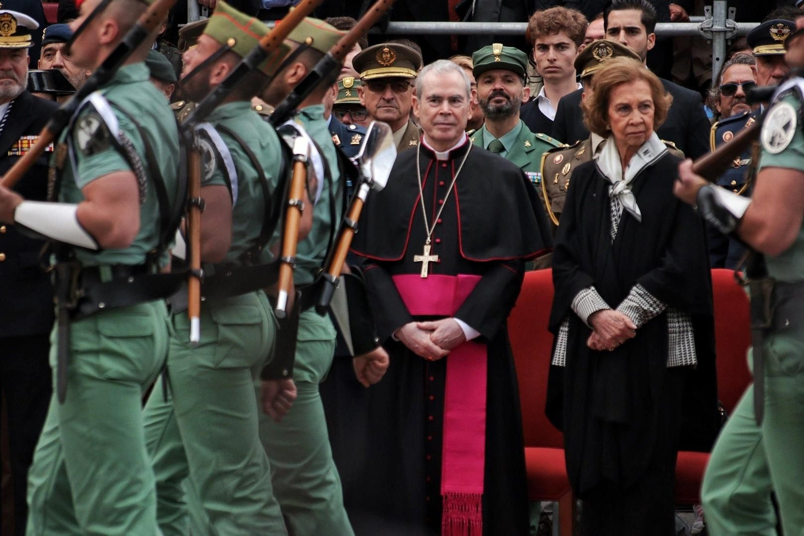 Las fotos de la Legión en el traslado del Cristo de Mena en Málaga este Jueves Santo Las fotos de la Legión en el traslado del Cristo de Mena en Málaga este Jueves Santo