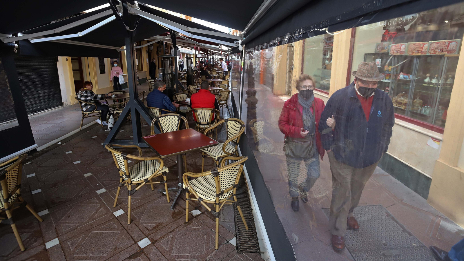 La crisis del comercio y la hostelería durante la pandemia en el Campo de Gibraltar