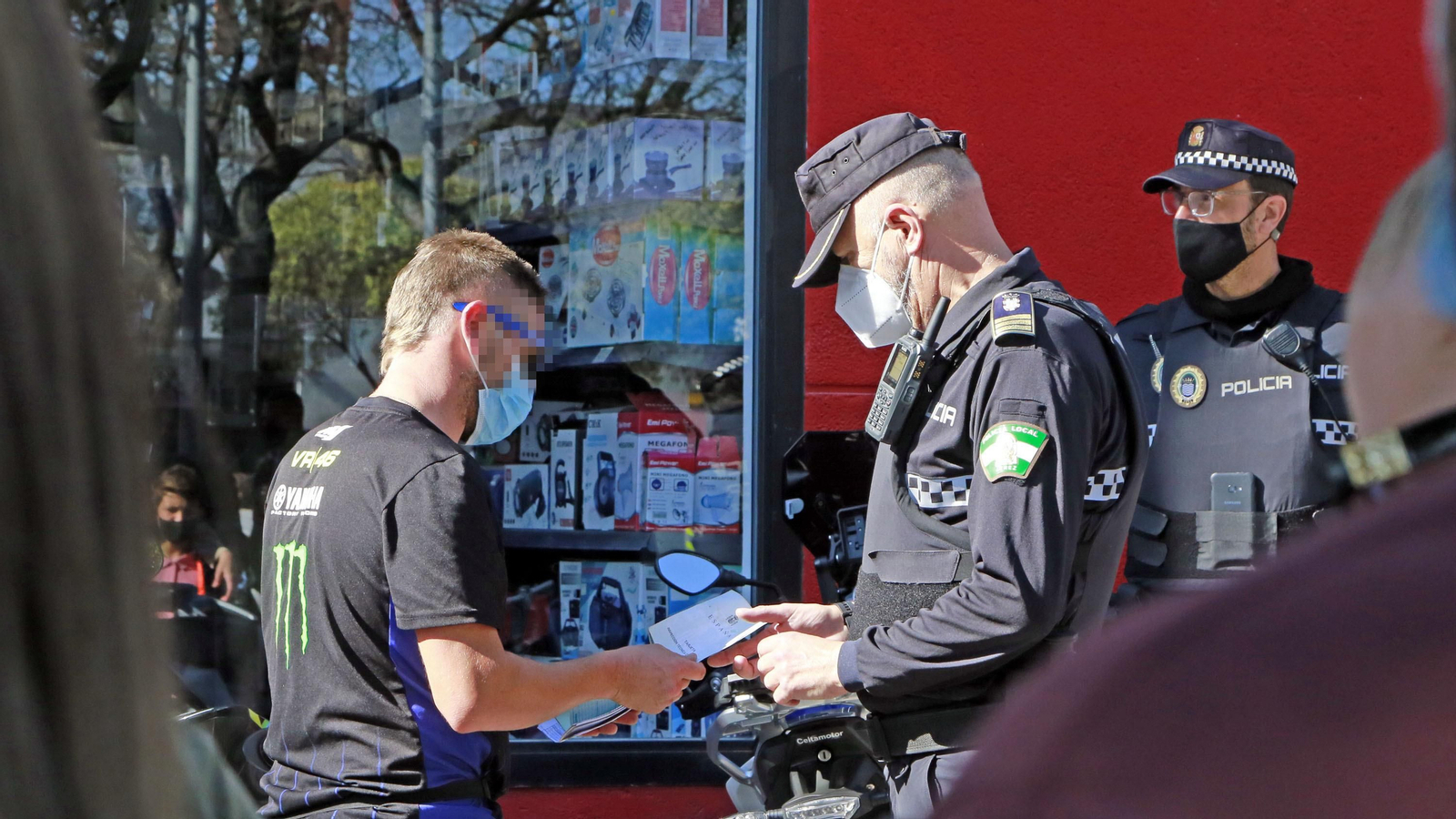 Imágenes del ambiente motero en Jerez