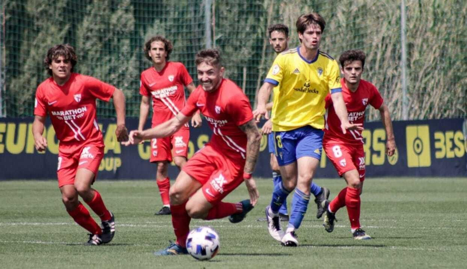Antonio Casas, durante un partido con el filial del Sevilla del curso pasado.