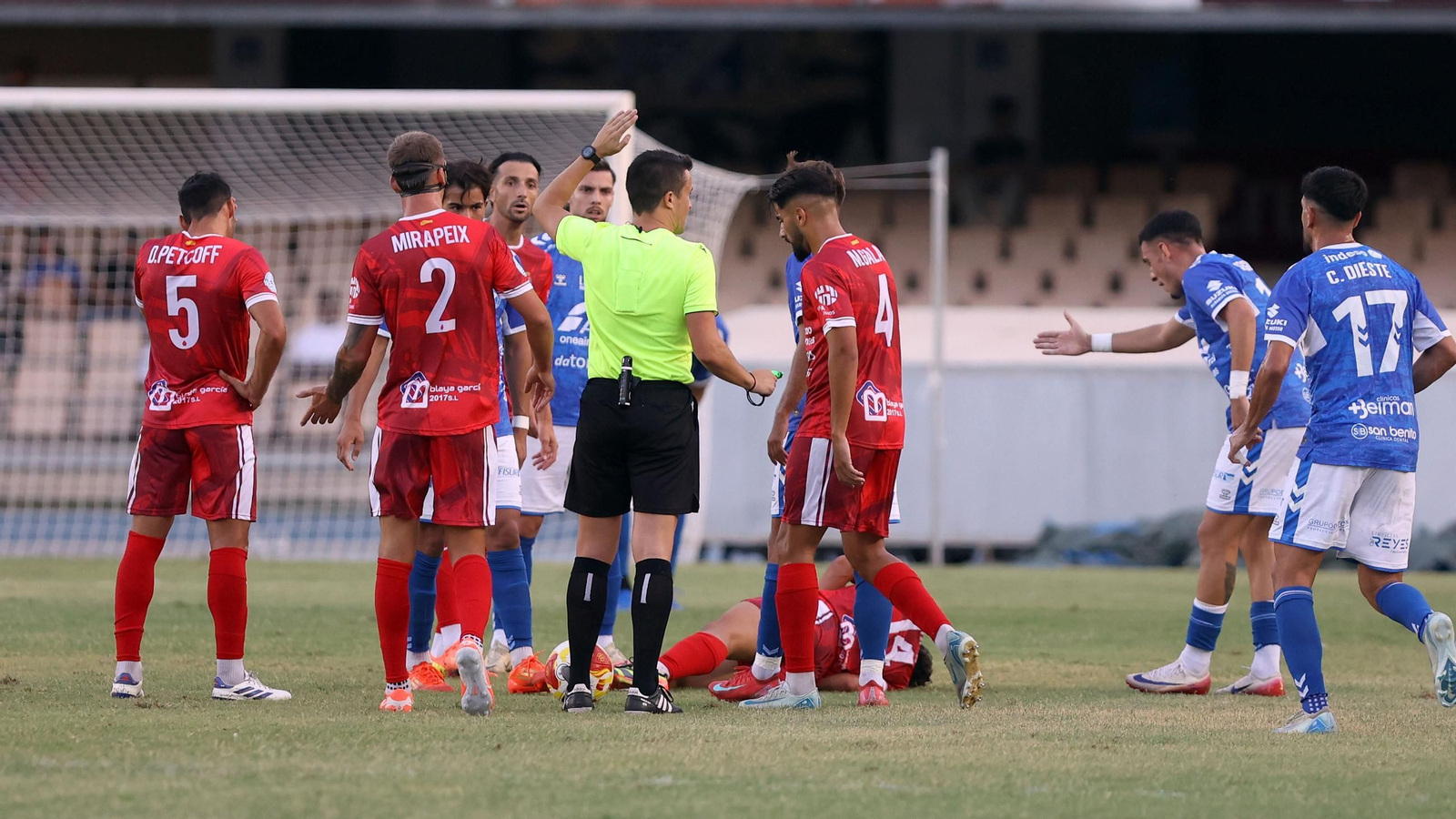 Imágenes del Xerez DFC y la Deportiva Minera en Chapín