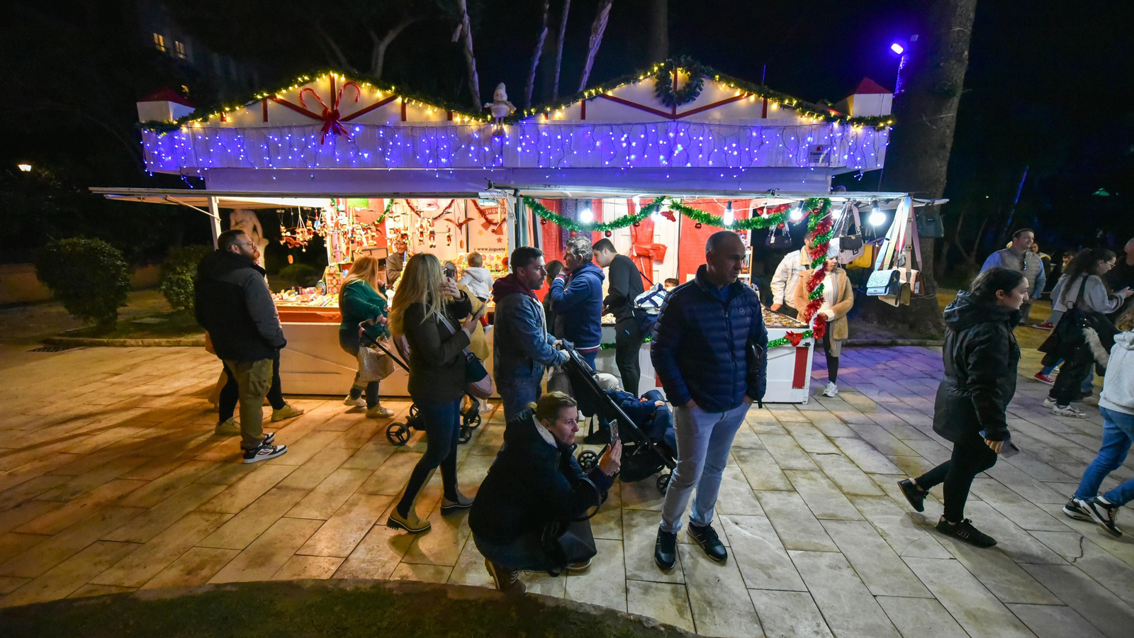 La inauguración del poblado navideño en los Jardines Saccone, en imágenes