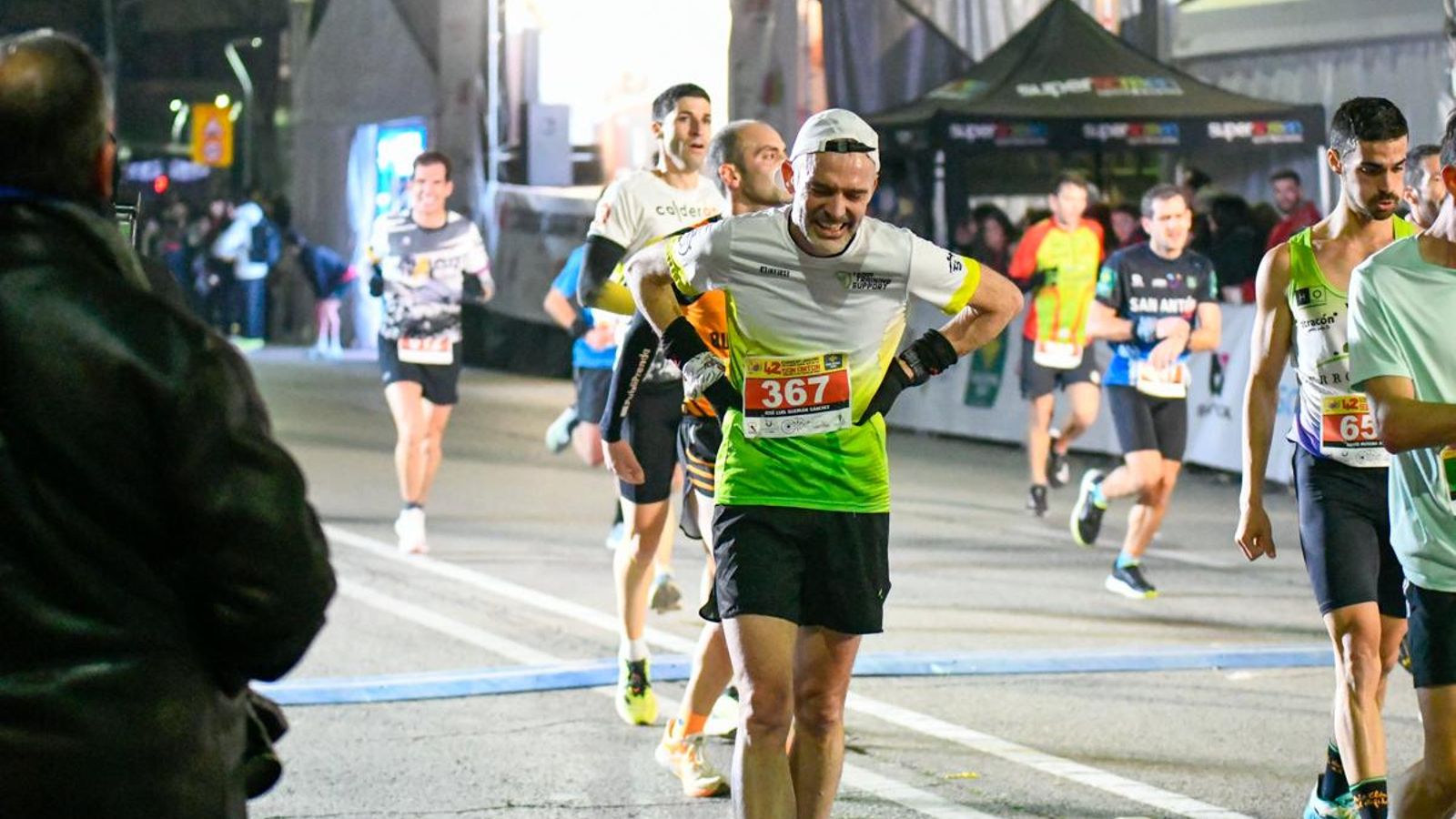 En imágenes: búscate en tu llegada a meta de la Carrera de San Antón 2025 (2)