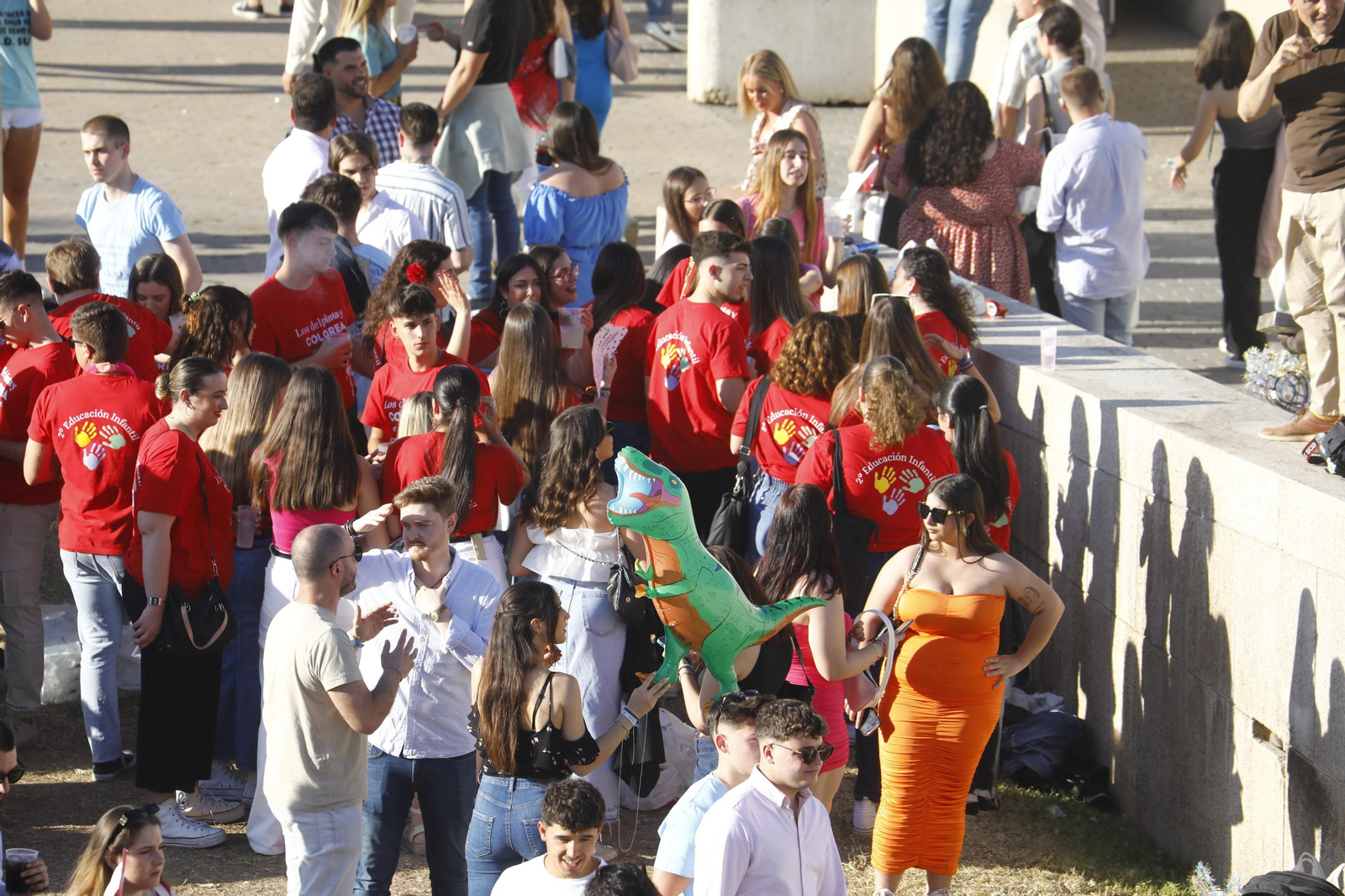 Las mejores fotos del botellón de la Feria de Córdoba