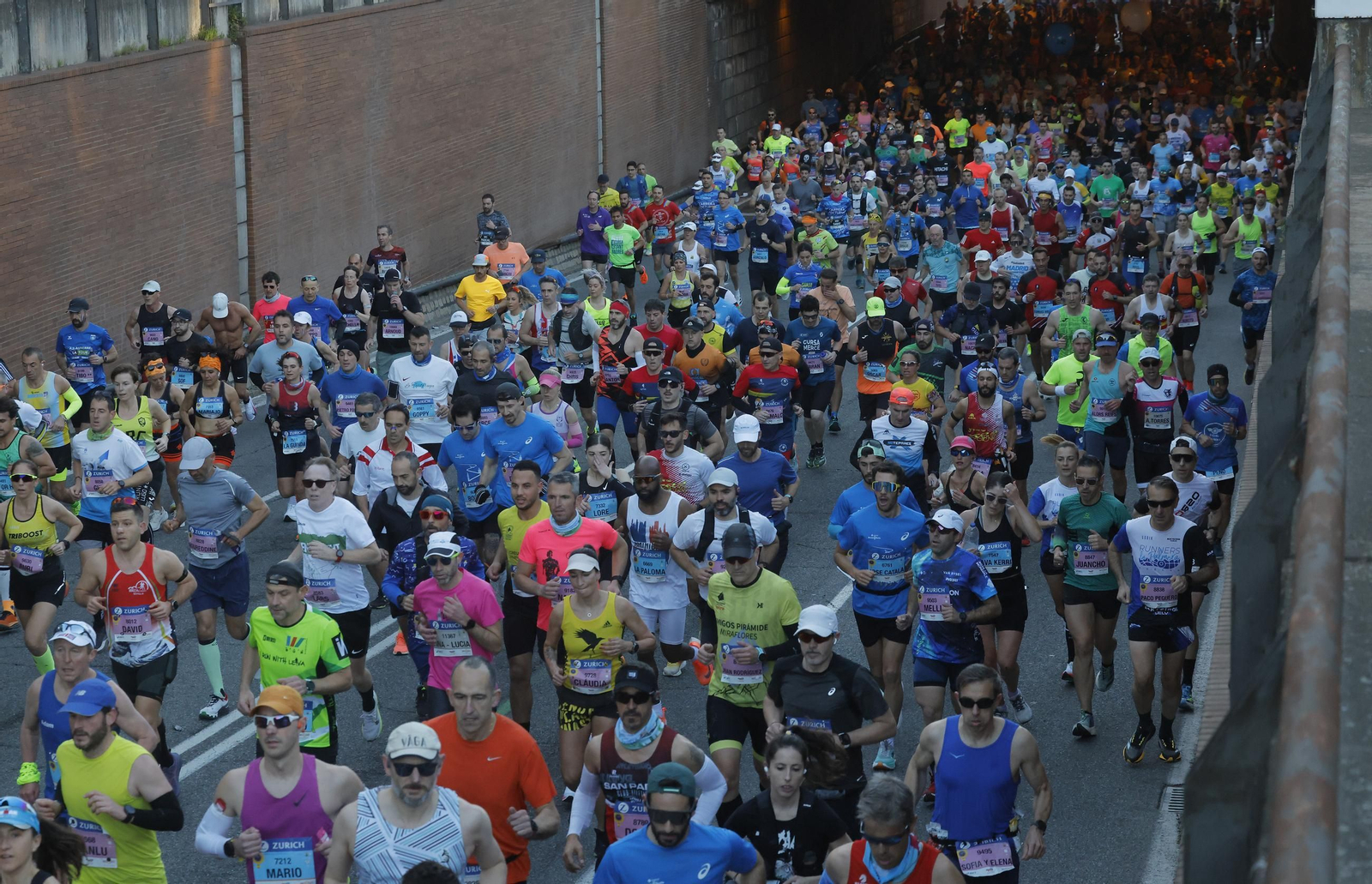 Búscate en el Zurich Maratón de Sevilla 2025