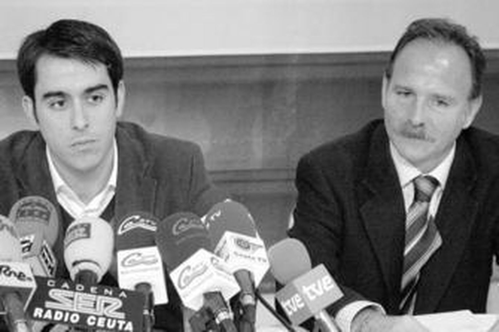 Carracao y De la Encina durante la comparecencia ante los medios de comunicación.