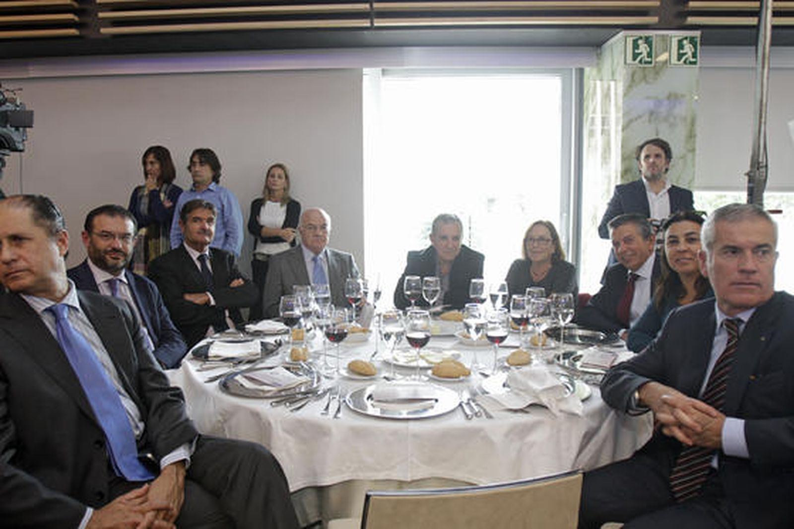 Nicolás Sierra, Juan Jesús Moreno, Miguel Villanueva, Victoriano Viñuelas, José Manuel García, Catalina Gil, Pedro Medina, Rosario García e Ignacio Sánchez.

Foto: Julio Gonzalez, Lourdes de Vicente y Joaquin Pino
