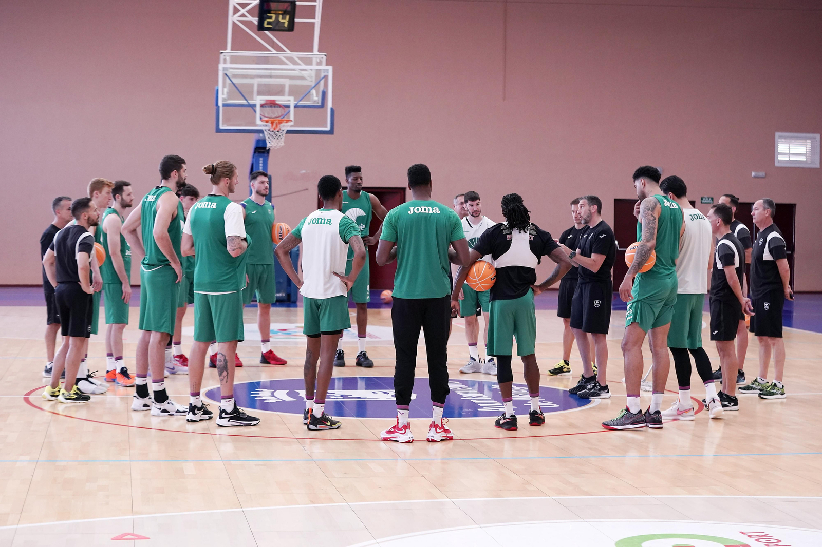 El Unicaja prepara la Final Four de la Basketball Champions League