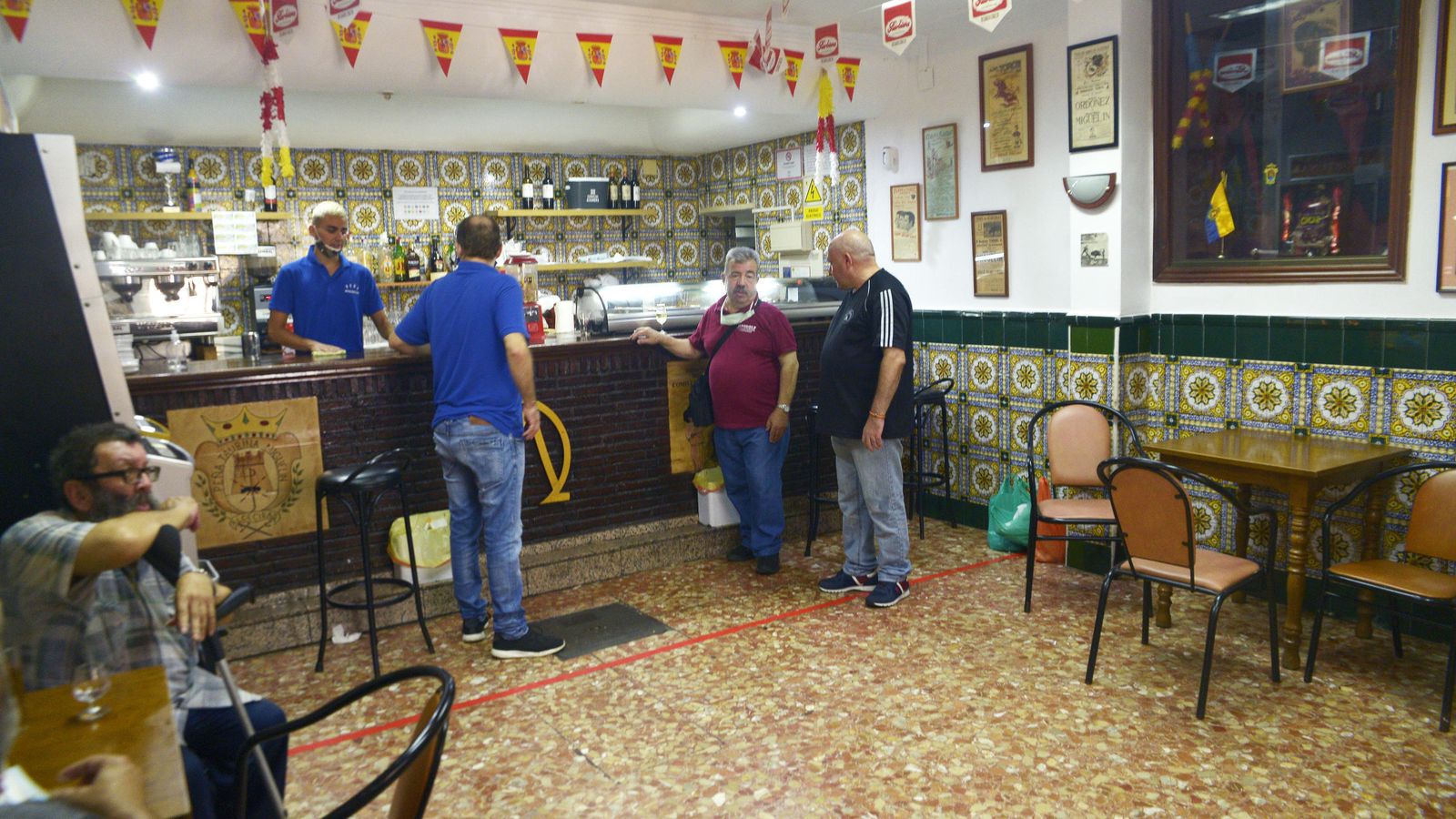 Interior de la Peña Miguelín