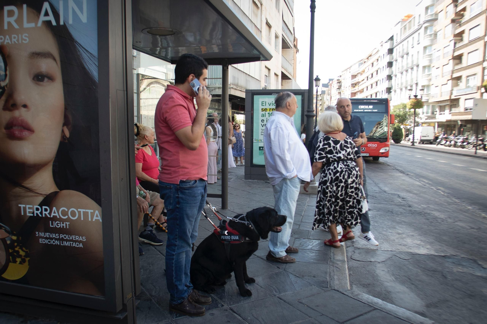 La aplicación, muy útil pasa usuarios invidentes de los autobuses