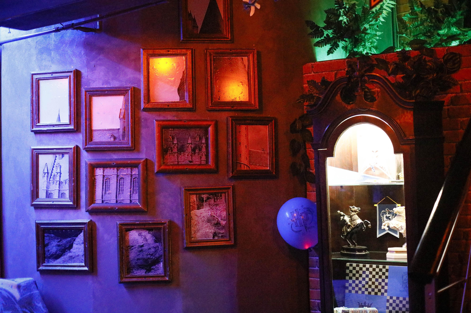 No es lugar para no magos abre en Almería, te lo contamos en imágenes