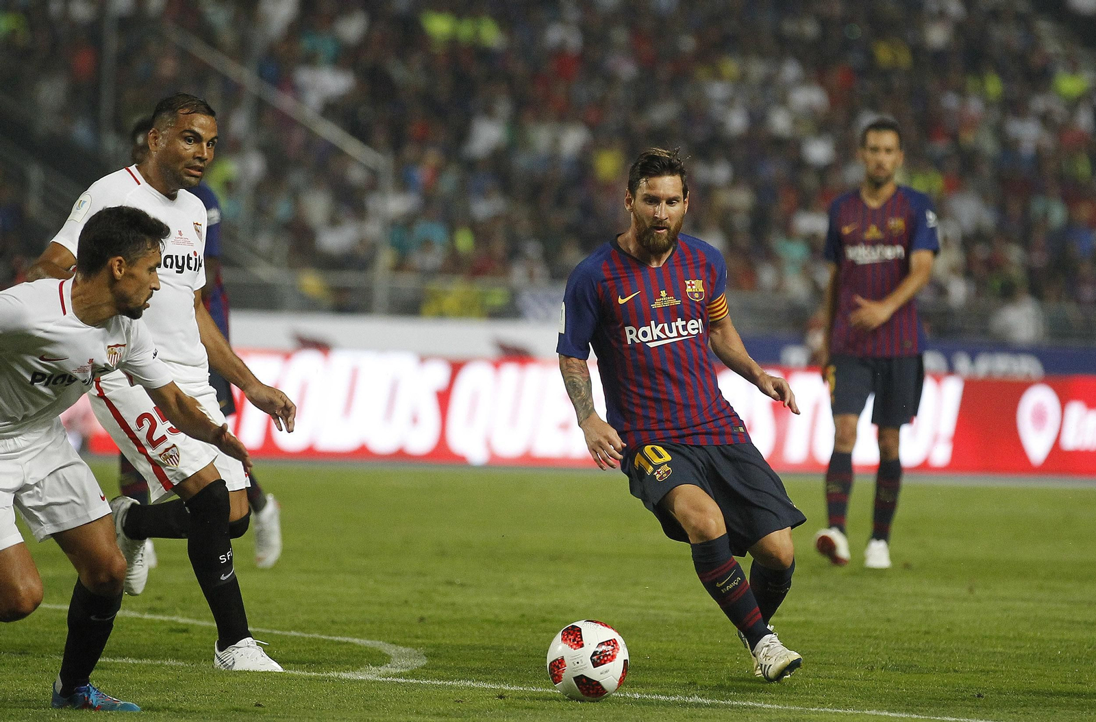 Las imágenes del Sevilla-Barcelona de la Supercopa