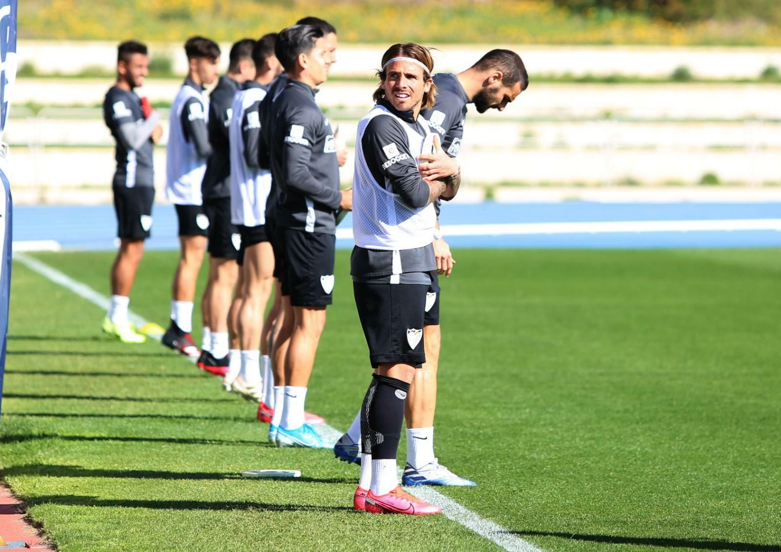 Las fotos del primer entrenamiento de Aarón Ñíguez