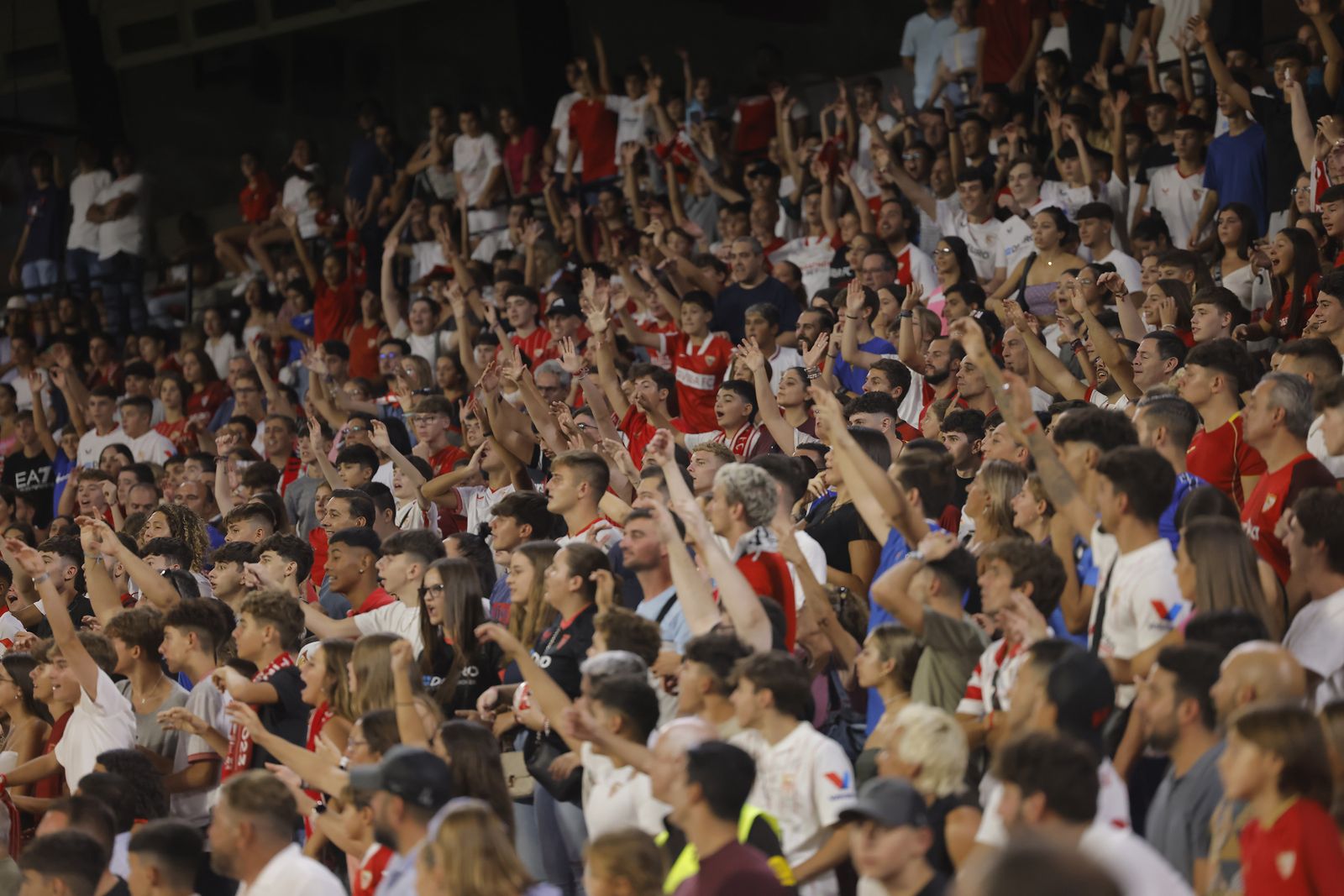 Búscate en la presentación de Sergio Ramos